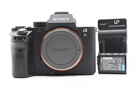 Caméra Cinéma Hybride Plein Format Alpha FX3 ILME-FX3, Vidéo 4K, Zoom Optique 41x-63x, Capteur CMOS, Double Stabilisation d'Image