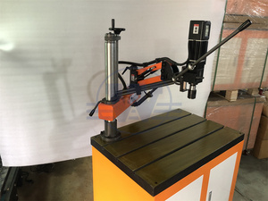 เครื่องเจาะและต๊าปอัตโนมัติอเนกประสงค์ M3-M16 ระบบ CNC เซอร์โว พร้อมหน้าจอสัมผัสและแขนยืดหยุ่น พร้อมชิ้นส่วนมอเตอร์แกนกลาง - Product Image 5
