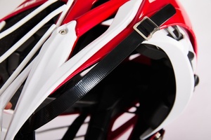 ラクロスのプロ競技用ヘルメット、色や番号を自由にカスタマイズ可能。 プロの競技に合わせて調整可能。 - Product Image 4