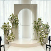 Premium Weiß-Grüne Künstliche Seidenrosen Hochzeits-Blumenarrangement Altar-Hintergrund Zeremonie-Tischdekoration
