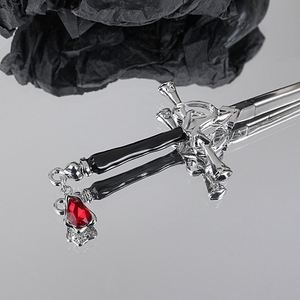 Horquillas para el pelo con colgante de rubí y espada china, estilo vintage punk, para mujer, modernas y con personalidad, accesorio para el cabello con borla metálica - Product Image 1