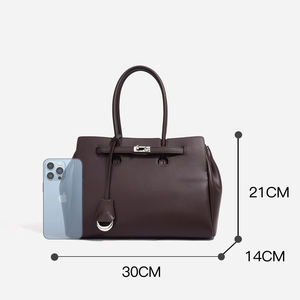 Sac fourre-tout en cuir véritable de grande capacité pour femmes étanche navettage polyvalent Niche sac fourre-tout pour femmes - Product Image 6