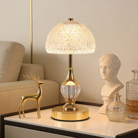 Nouvelle lampe de chevet vintage de style européen, luxueuse, petite, avec commande tactile, lumière ambiante à intensité variable, veilleuse, batterie incluse