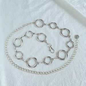 様々なゴールドまたはシルバー金属チェーンリンクディスクコンチョ夏女性ウエストチェーンネクタイベルトマッチホリデービーチ衣装 - Product Image 4