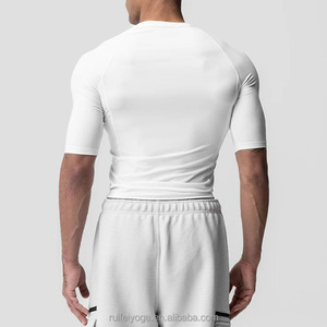 T-shirt da <span class=keywords><strong>uomo</strong></span> a <span class=keywords><strong>mezza</strong></span> <span class=keywords><strong>manica</strong></span> per palestra e fitness, personalizzabile OEM, ad asciugatura rapida, vestibilità slim, casual, compressiva, a taglio cropped, modello muscle fit. - Product Image 6