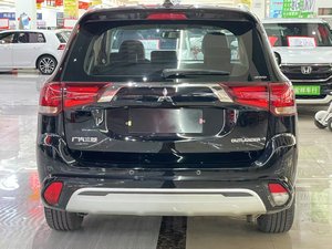 2021 <span class=keywords><strong>Mitsubishi</strong></span> <span class=keywords><strong>Outlander</strong></span> 2.4L AWD LEFT Premium SUV de 5 plazas con asientos de tela Luz automática Gasolina/Eléctrica/Opciones de combustible - Product Image 4