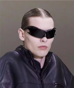 Gafas de Sol Deportivas Personalizadas 1813 Estilo Punk Y2K para Hombre, Gafas de Sol de Espejo de una Pieza Vintage 2023, Gafas de Sol Sexys de Hip Hop para Mujer - Product Image 2