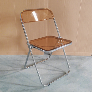 Silla de Comedor Plegable de Plástico Transparente Portátil al por Mayor para Interiores y Exteriores, Asiento y Respaldo de Acrílico Transparente, Patas de Metal - Product Image 1