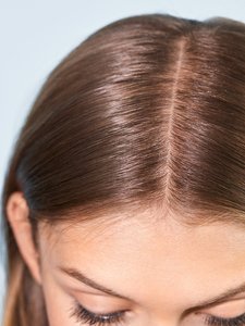 Macchina retrattile per trattamento pidocchi con pettine a v per adulti/bambini rimuovono i pidocchi e le uova - Product Image 6