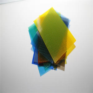 <span class=keywords><strong>Serre</strong></span> <span class=keywords><strong>de</strong></span> <span class=keywords><strong>jardin</strong></span> <span class=keywords><strong>pas</strong></span> chère, plaque en polycarbonate à triple paroi <span class=keywords><strong>de</strong></span> 6 mm pour l'agriculture - Product Image 3