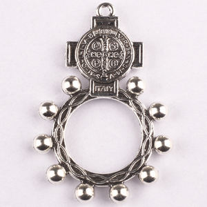カトリックメタルロザリオヴィンテージ宗教聖ベネディクトリング祈り、リング型ペンダント - Product Image 5
