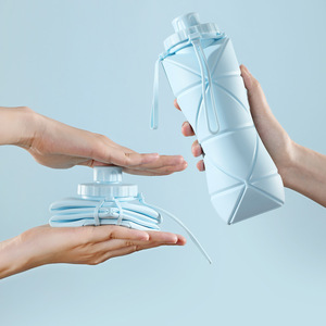Creative Foldable <b>Sports</b> Water <b>Bottle</b> 800Ml Food Grade Silicone Reusable Outdoor Portable - Product Image 1