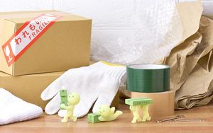 Caja Sorpresa de PVC Serie Construcción, Mini Figura que Brilla en la Oscuridad, 6 Figuras Regulares + Muñeca Secreta, Caja de Exhibición Completa, Venta al por Mayor - Product Image 5