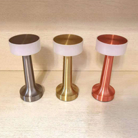 Lámpara de Mesa Inalámbrica con Barra LED Dorada, Recargable, Funciona con Batería, Luces con Control Táctil y Carga USB