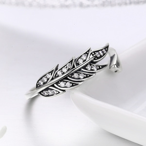 Bague en argent Sterling 925 pour femme, anneau ouvert Vintage avec ailes d'angle - Product Image 4