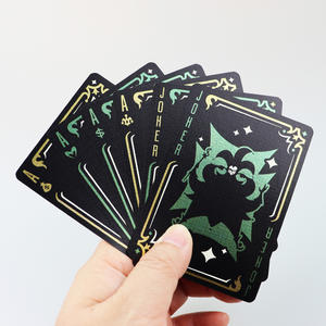 Персонализированные экологичные игровые колоды с золотым тиснением по краю и индивидуальной печатью на коробке для роскошных свадебных подарков и мероприятий - Product Image 2