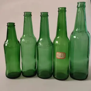 Kundenspezifische 330 ml 500 ml grüne Glas-Getrinkflaschen mit Kronabdeckung für kohlensäurehaltige Getränke Soda-Bier Schaumwasser Saft