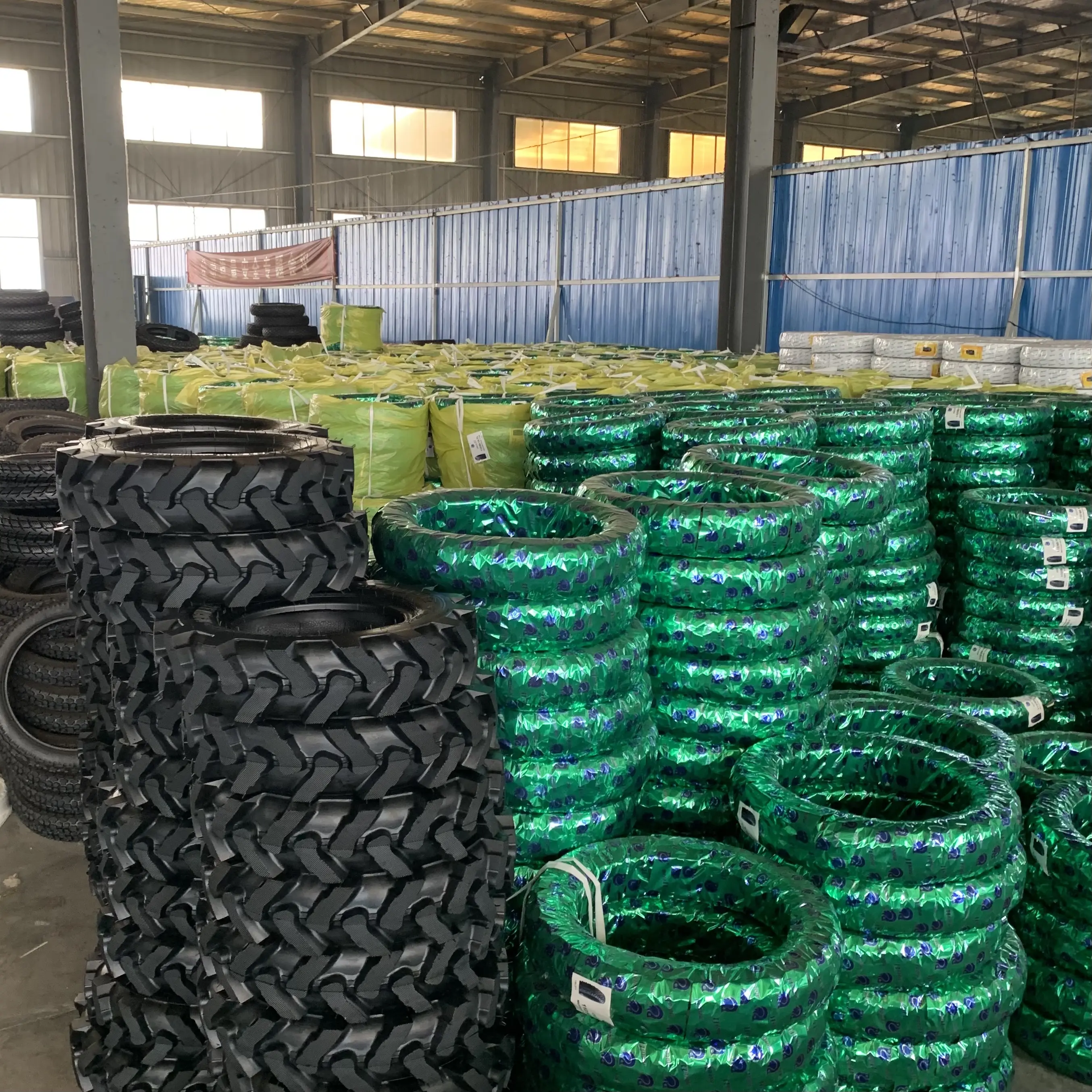 Super quality wholesale rubber motorcycle tyre 6.00-12 tires for motorcycle