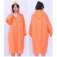 Blouse jetable blanche imperméable jetable de poncho jetable portatif