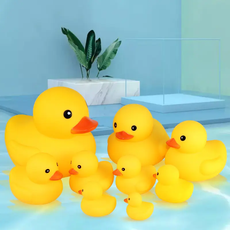 बच्चों शावर स्विमिंग छोटे से छोटे मिनी के लिए पीला थोक रबर बतख स्नान खिलौना ध्वनि फ्लोटिंग बतख बच्चे