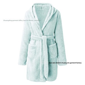 I-0774 <span class=keywords><strong>Accappatoio</strong></span> in pile da donna all'ingrosso per l'inverno, vestaglie calde personalizzate, pigiami in pile spesso da donna - Product Image 5