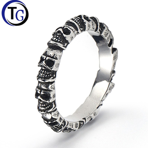 Cincin Pria Fashion Tengkorak Baja Anti Karat TG Hip Hops Punk, Grosir, Laris Manis, Murah, Cincin Cluster Tengkorak GothicLolita - Product Image 1