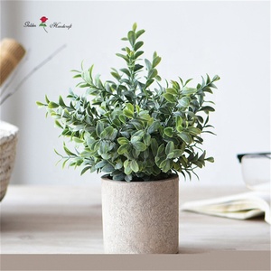 QSLH-PE061ミニ人工芝多肉植物プラスチックポット付きパルプ紙フロック材オフィスデスク装飾室用 - Product Image 2