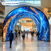 Indoor-Nachrichtenraum Kreisförmiger Gebogener Weicher Flexibler LED-Bildschirm Ausstellungs-Messestand Zylindrische Säulen-Videowand