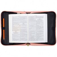 Échantillon Gratuit - Housse de Bible en Cuir PU Personnalisée en Usine - Service OEM/ODM - Logo Personnalisé - Résistant à l'Eau - Production en 28-38 Jours