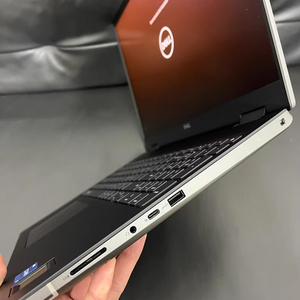 Dell 13th เวิร์กสเตชันมือถือที่มีความแม่นยำสูง7680 i7-13850HX Intel Core ความจุ32GB 512GB nvi DIA RTX 2000 Ada 8 GB GDDR6 - Product Image 5