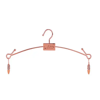 Cintres de luxe avec logo personnalisé cintres de bikini sous-vêtements en métal à pinces ajustables pour affichage