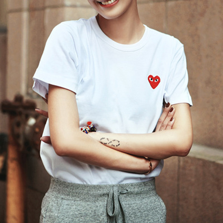 Tシャツ・カットソー VISION OF SUPER T-SHIRT WITH EMBROIDERED RED HEART Vision of Super T-shirt With Embroidered Red Heart | italist