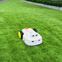 Cortacésped Robótico de Grado Industrial para 1.5 Acróspedes, Ultra Silencioso, Inalámbrico, Autocargable, con Altura de Corte de hasta 4 Pulgadas