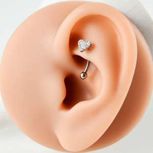 Clous d'oreille incurvés en titane, design cœur et papillon, en alliage G23, bijoux de piercing pour oreille, nez, lèvre, corps, accessoire de mode - Product Image 4