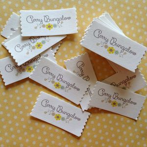 Étiquettes en tissu imprimées pour vêtements |   Étiquettes de vêtements personnalisées |   Noms de marques privées |   Écologique et lavable |   Logos personnalisés - Product Image 2