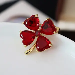 Luxe Designer Vier Klavertjes Broches Vrouwen Elegante Zirkoon Broche Pin Pak Kleding Decoraties Hoge Kwaliteit Fijne Sieraden