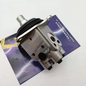 Vanne pilote de haute qualité PC200-7 PC200-8 PC350-8 Assy 702-16-04960 702-16-01651 702-16-03530 702-16-03910 - Product Image 1