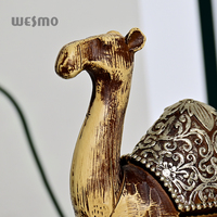Sculpture décorative en résine de dessus de table d'animal de chameau pour des objets décoratifs d'accent de décor à la maison