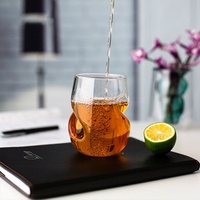 Verre à cocktail, bière et whisky créatif en forme de doigt - Verre en borosilicate haute résistance à la chaleur, style chinois, pour usage commercial et domestique