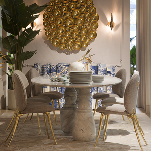 Silla de Comedor Blanca con Patas de Latón Fundido Pulido, en Oferta, con Cojín para Sala de Estar y Comedor - Product Image 1