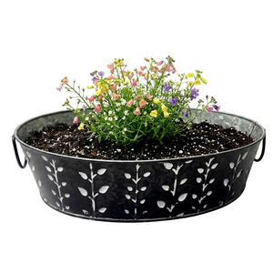 Pot de fleurs en métal rustique de style farmhouse américain avec motif de feuilles et trou de drainage, finition galvanisée pour plantes de jardin - Product Image 1