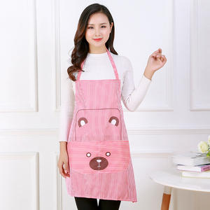 Delantal de estilo coreano con diseño de oso pequeño y rojo, resistente al aceite, con estampado de dibujos animados, para uso doméstico y cocina diaria. - Product Image 2