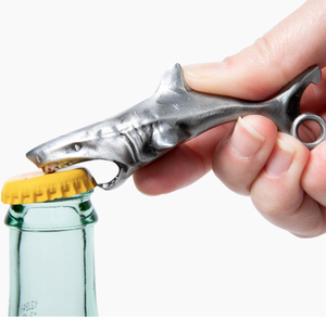 Apribottiglie a Forma di Conchiglia Marina, Accessorio Nautico da Bar, Gadget da Cucina Costiera, <span class=keywords><strong>Regalo</strong></span> Originale per Pescatori - Product Image 1