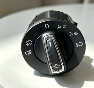 Interrupteur de fenêtre WGD-One-Stop Service pour OEM 5G0941431AF pour VW - Product Image 2