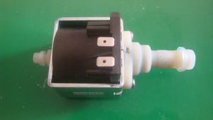 Pompe à eau solénoïde 120V-240V 800CC/min 8 bars 48 watts pour four à vapeur, micro-ondes, repassage à la vapeur, type mural, cuisinière murale - Product Image 3