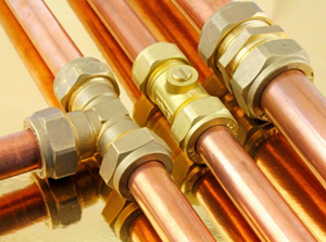 Raccord de tuyauterie en laiton sur mesure, à prix avantageux, haute pression, surface lisse, raccord en T égal à trois voies, résistant aux produits chimiques, connexion par soudure - Product Image 2