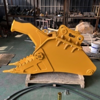 Cisaille à souches pour excavatrice, idéale pour le défrichement forestier, la remise en état des terres et la préparation des chantiers, compatible avec les excavatrices de 10 à 25 tonnes.