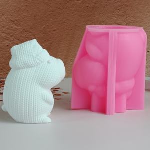 Moules de coulée en résine faits à la main pour bricolage ornements décoratifs Ins Style Silicone outils de bureau tricoté Capibala moule W0787 - Product Image 2