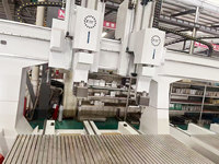 Centre d'usinage CNC 5 axes à portique robuste Syntec System, 5 broches, double broche 18000 tr/min, grande station de travail, haute précision