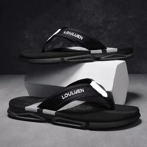 Tongs de plage pour hommes, pantoufles à clip pour les loisirs en plein air, vente depuis l'entrepôt, nouvelle collection été 2023 - Product Image 4